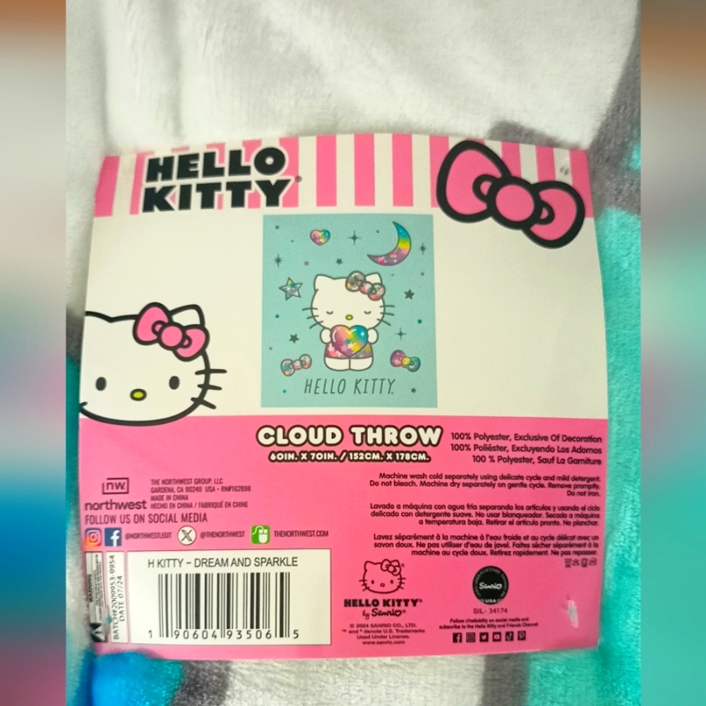 Hello kitty blanket